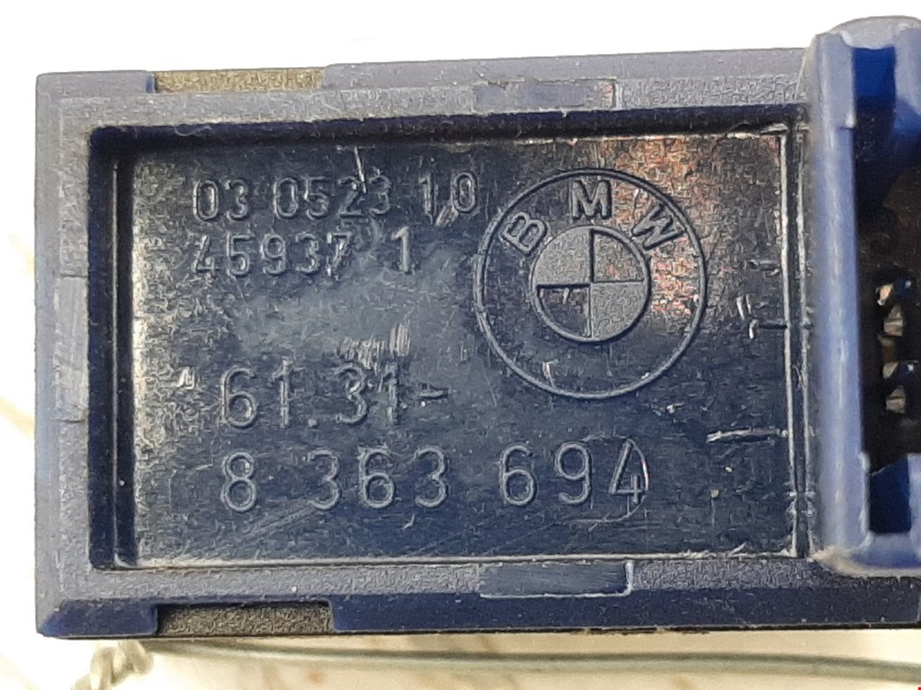 Кнопка антипробуксовочной системы BMW 5er 5 серия E39 1995-2004