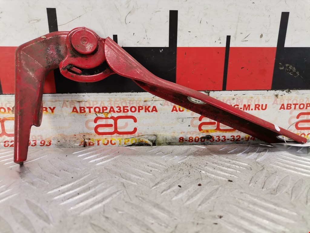 Петля капота левая/правая VOLKSWAGEN Passat B5 1997-2005