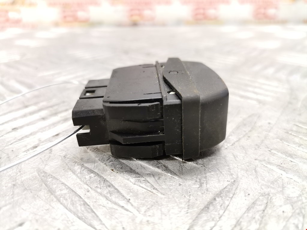 Кнопка стеклоподъемника CITROEN Xsara Picasso 1999-2012