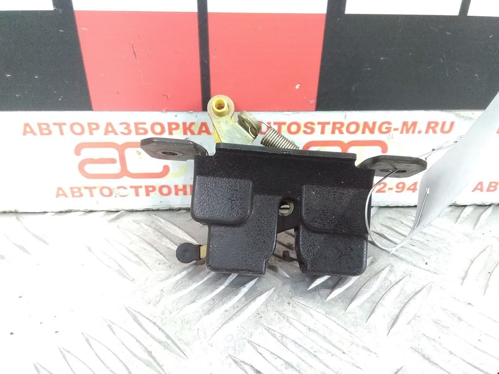 Замок багажника (крышки двери) MAZDA Xedos 6 1992-1999