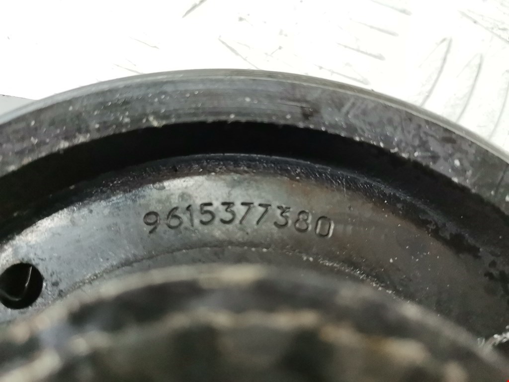 Шестерня коленвала (шкив) PEUGEOT 806 1994-2002