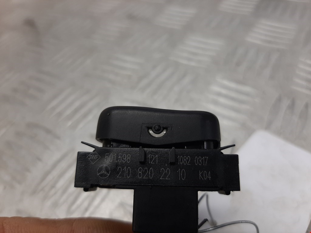 Кнопка корректора фар MERCEDES-BENZ E-Class W210, S210 1995-2002