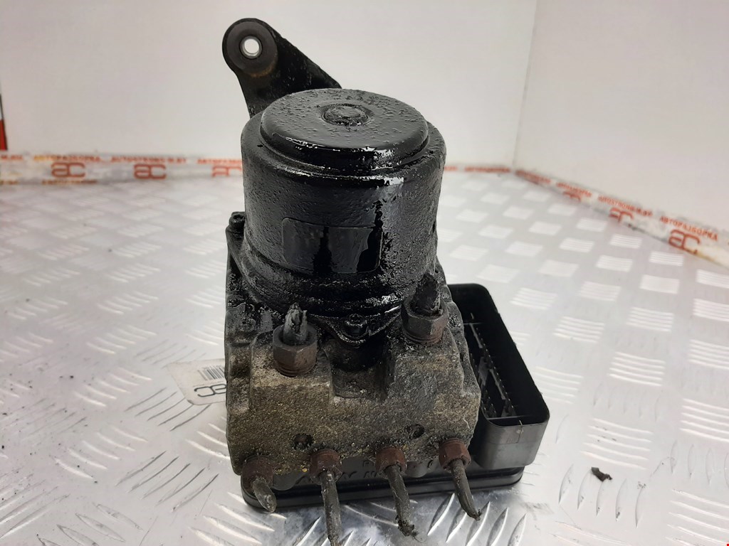 Блок ABS (насос) HONDA Pilot 2002-2008