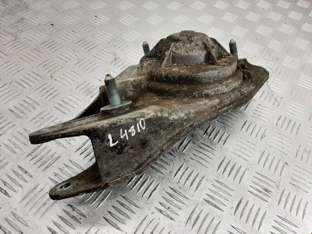 Балка подмоторная (подрамник) AUDI A4 B6 2001-2005