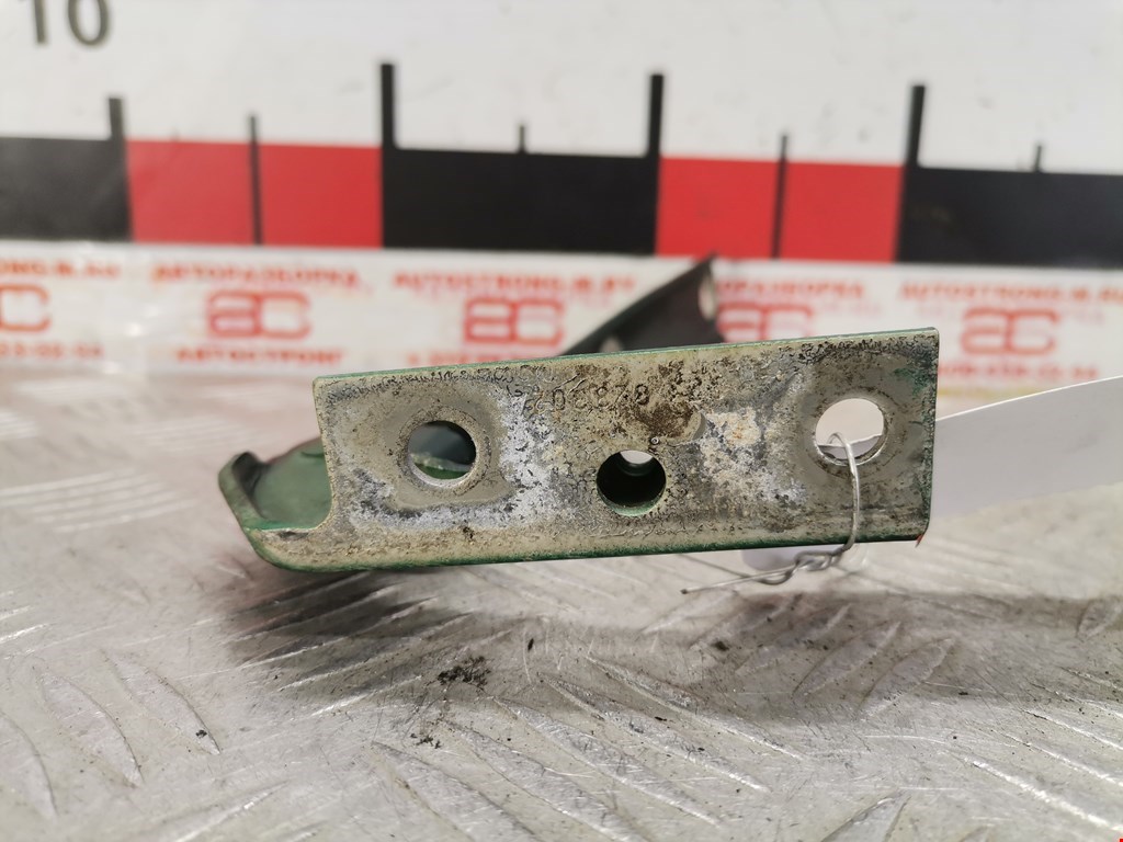 Петля капота левая/правая VOLKSWAGEN Passat B5 1997-2005