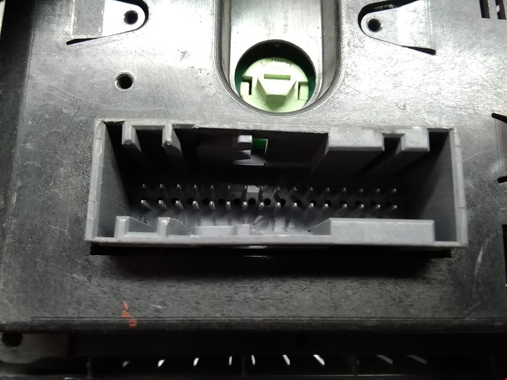 Дисплей информационный (компьютера) OPEL Astra H/Family 2004-2015