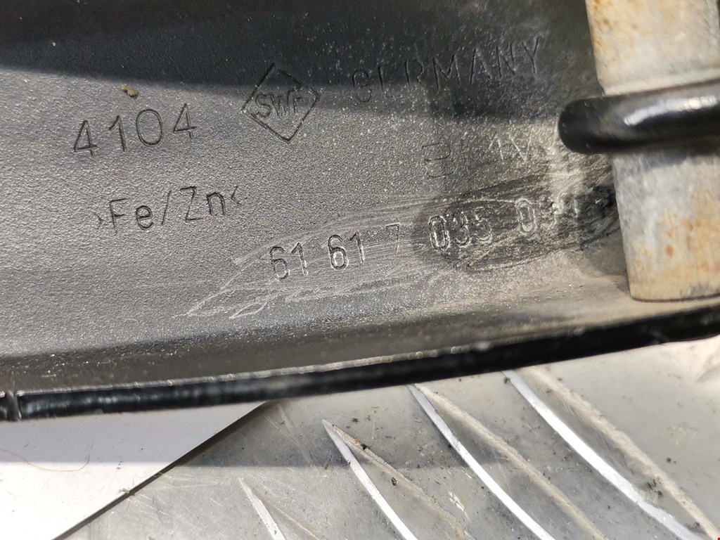 Поводок дворников передний левый/ правый BMW 6er E63/E64 2003-2011