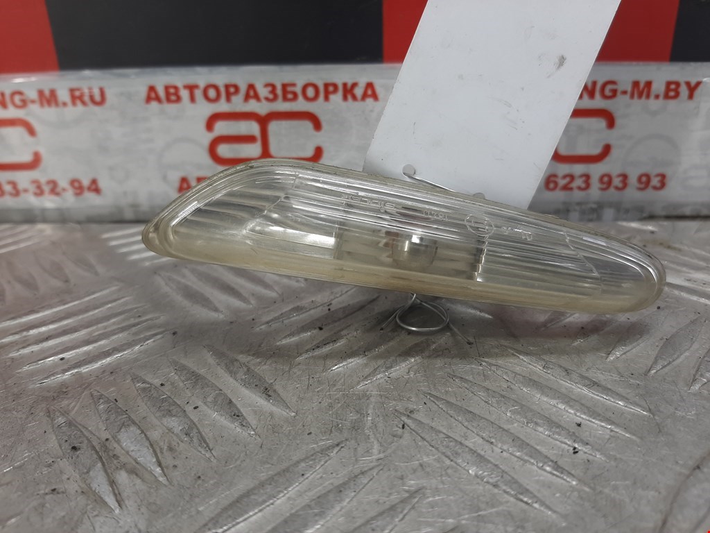 Повторитель указателя поворота левый BMW 1-Series (E81/E82/E87/E88) (2004-2014)