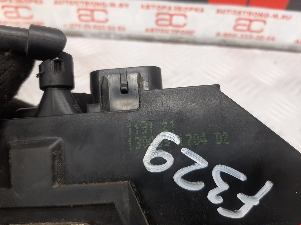 Замок двери передней правой RENAULT Scenic II 2003-2010