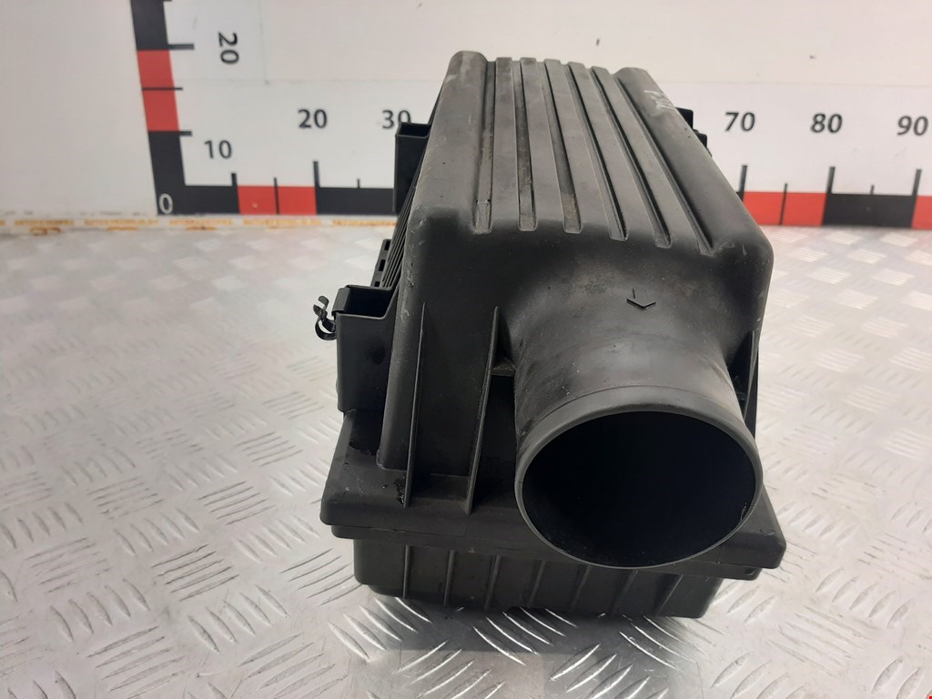 Корпус воздушного фильтра CITROEN Xantia 1993-2002