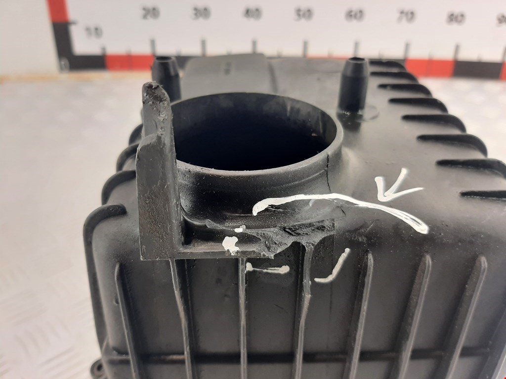 Корпус воздушного фильтра CITROEN Xantia 1993-2002