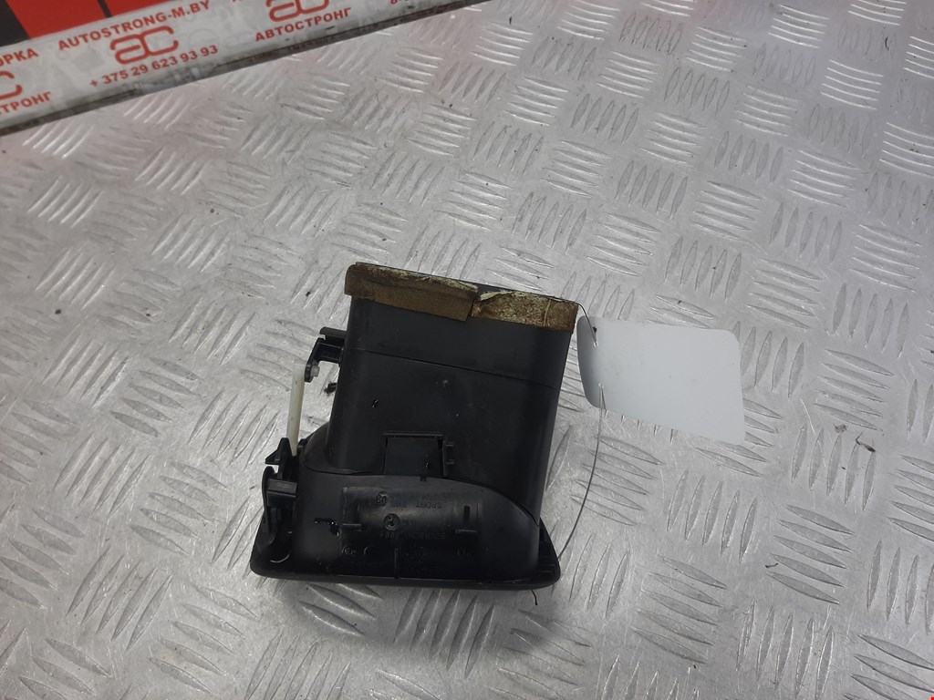 Дефлектор воздушный PEUGEOT 206 1998-2012