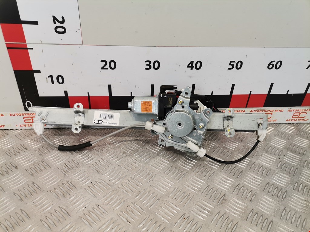 Стеклоподъемник передний правый NISSAN Tiida C11 2004-2014