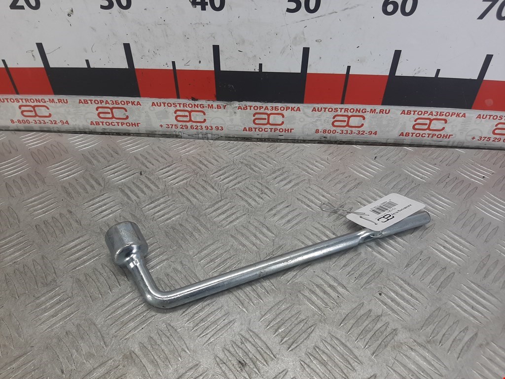 Ключ балонный KIA Magentis 2006-2010