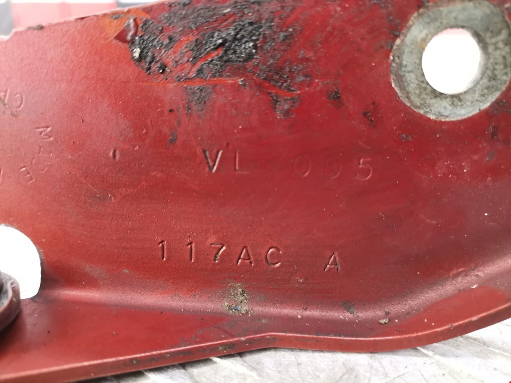 Петля капота левая/правая DODGE Caliber 2006-2011