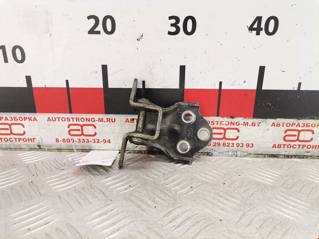 Петля двери задней левой Hyundai Santa Fe 1 (SM) (2000-2006)