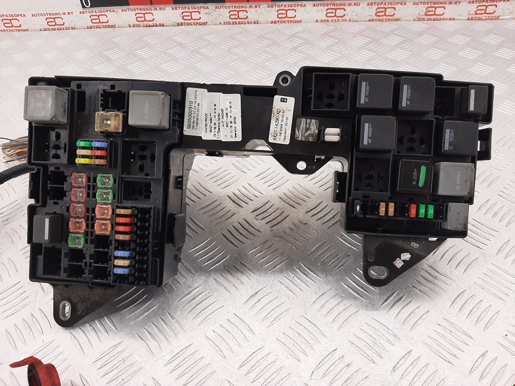 Датчик уровня в бачок омывателя JAGUAR XF X250 2007-2015