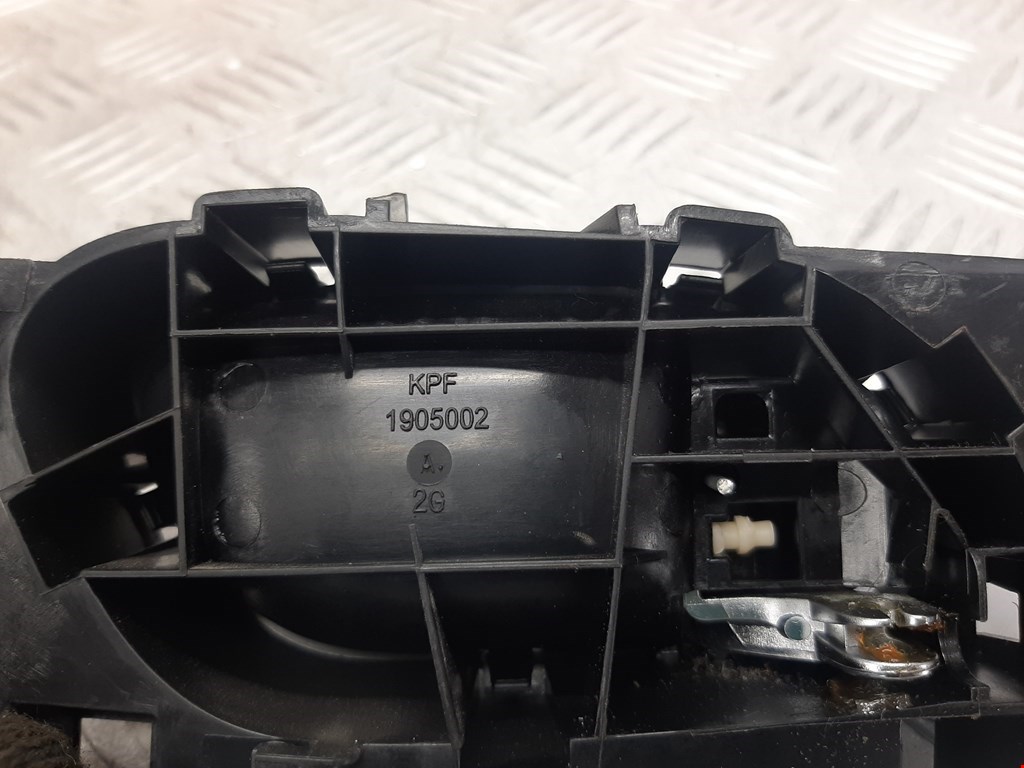 Ручка дверная задняя внутренняя левая PEUGEOT Partner 2008-2018