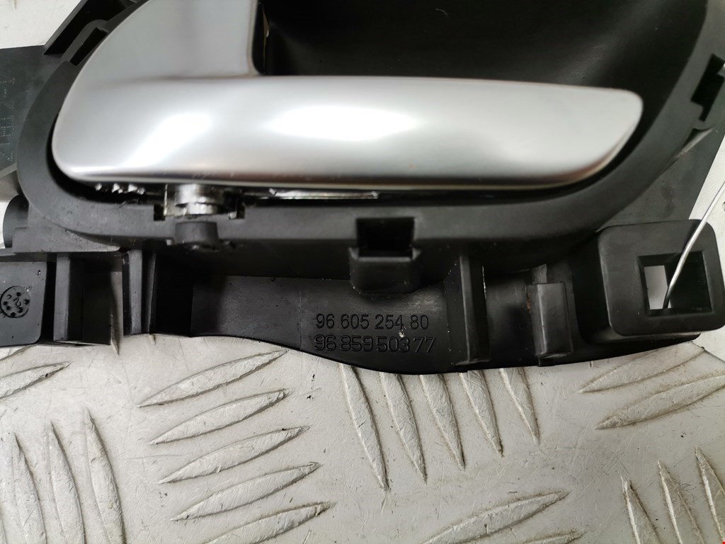 Кронштейн ручки PEUGEOT 508 2011-2018