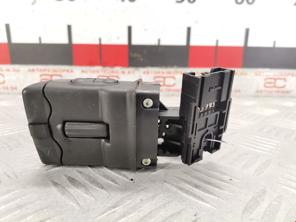 Переключатель подрулевой управления магнитолой RENAULT Megane II 2002-2009