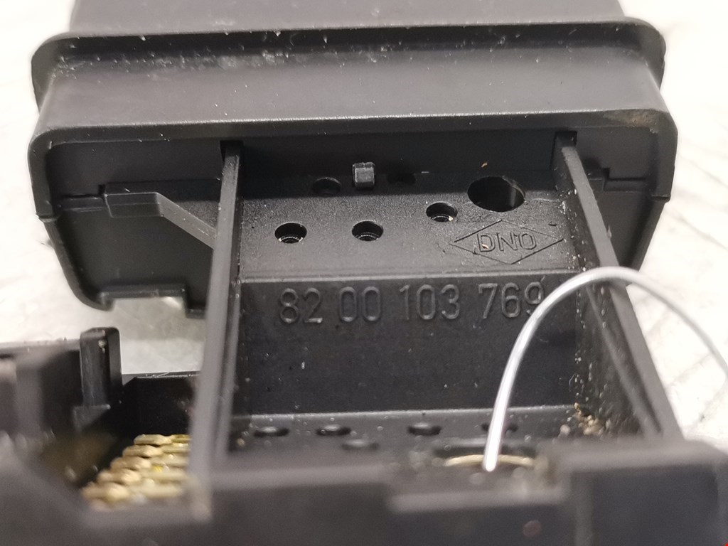 Переключатель подрулевой управления магнитолой RENAULT Megane II 2002-2009