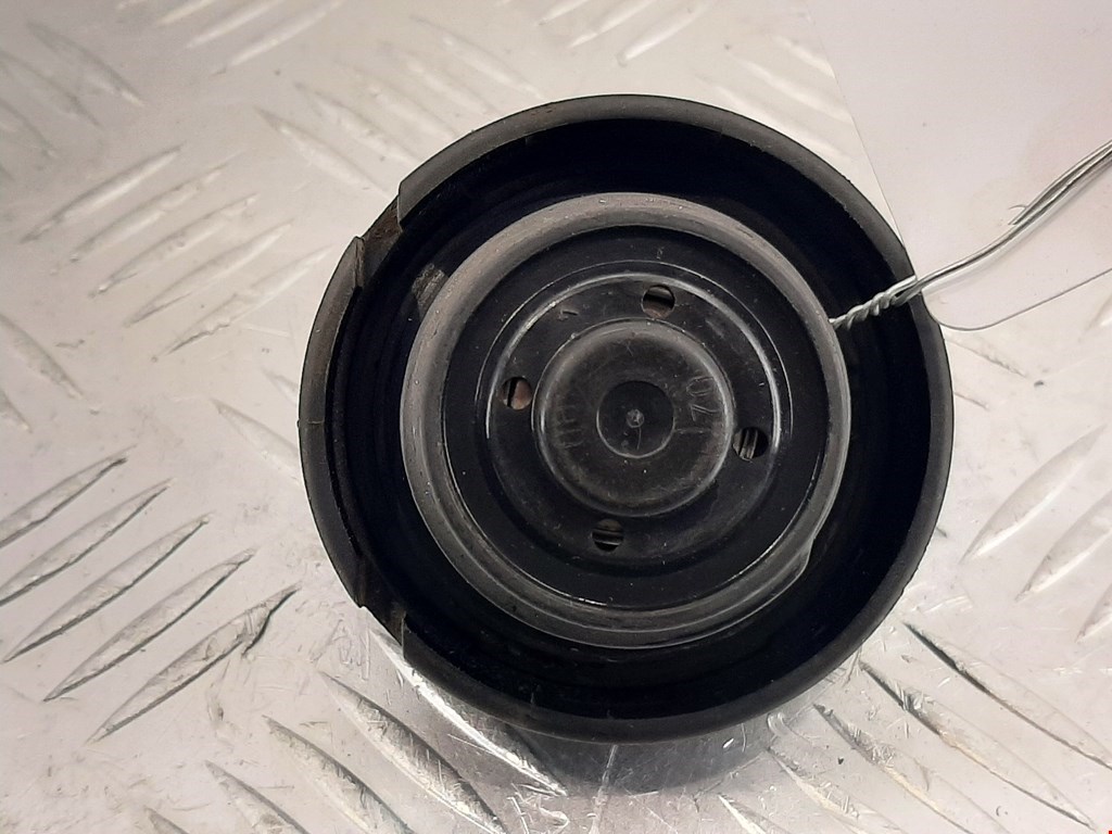 Крышка топливного бака AUDI A8 D2 1994-2002