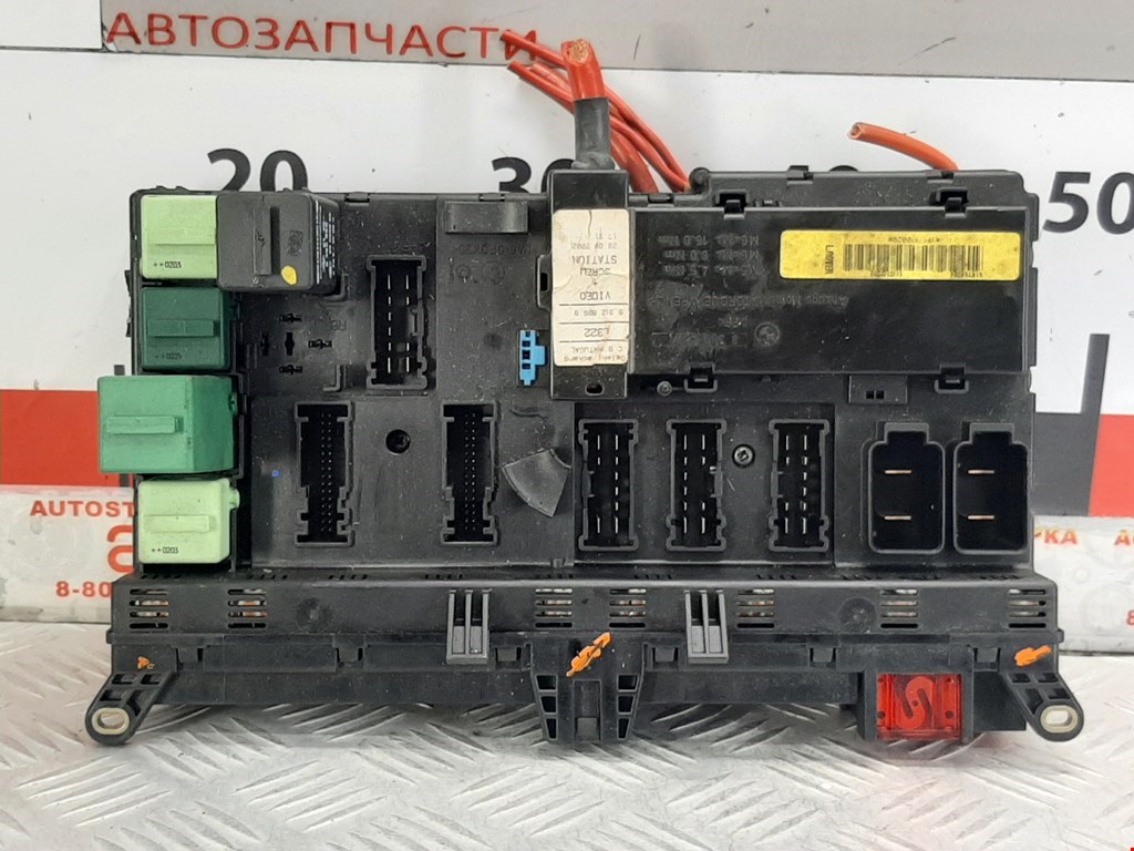 Датчик уровня в бачок омывателя LAND ROVER Range Rover 2002-2012