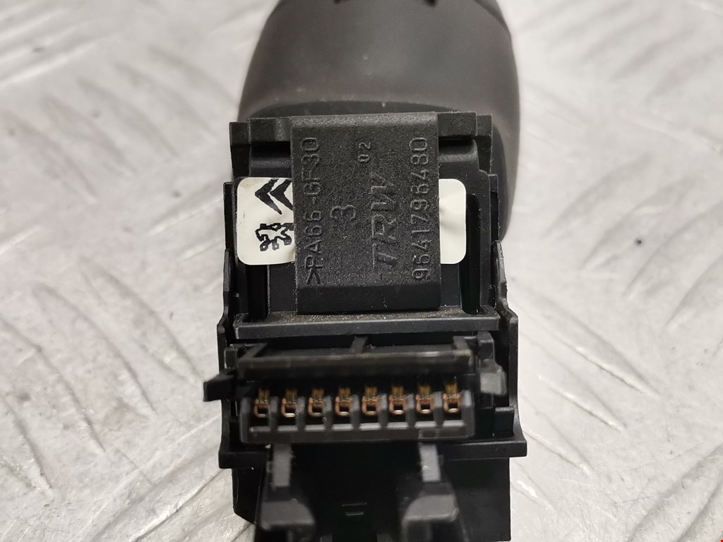 Переключатель подрулевой управления магнитолой PEUGEOT 407 2004-2010