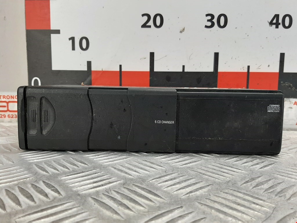 Чейнджер компакт дисков BMW X5 (E53) (1999-2006)