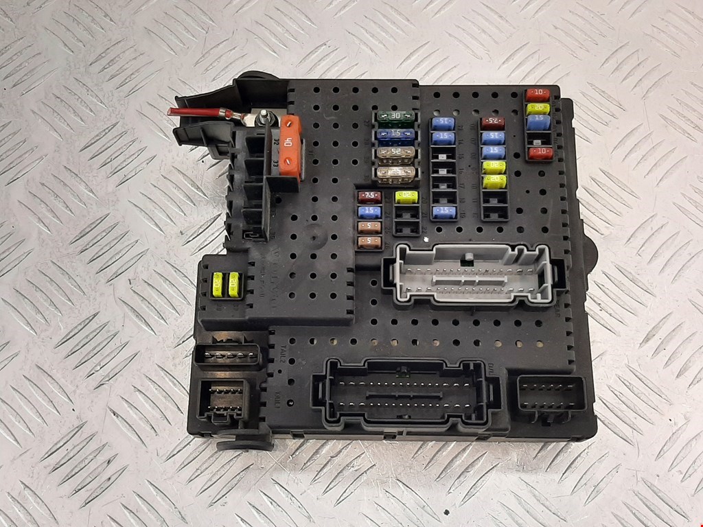 Датчик уровня в бачок омывателя VOLVO XC90 2002-2014