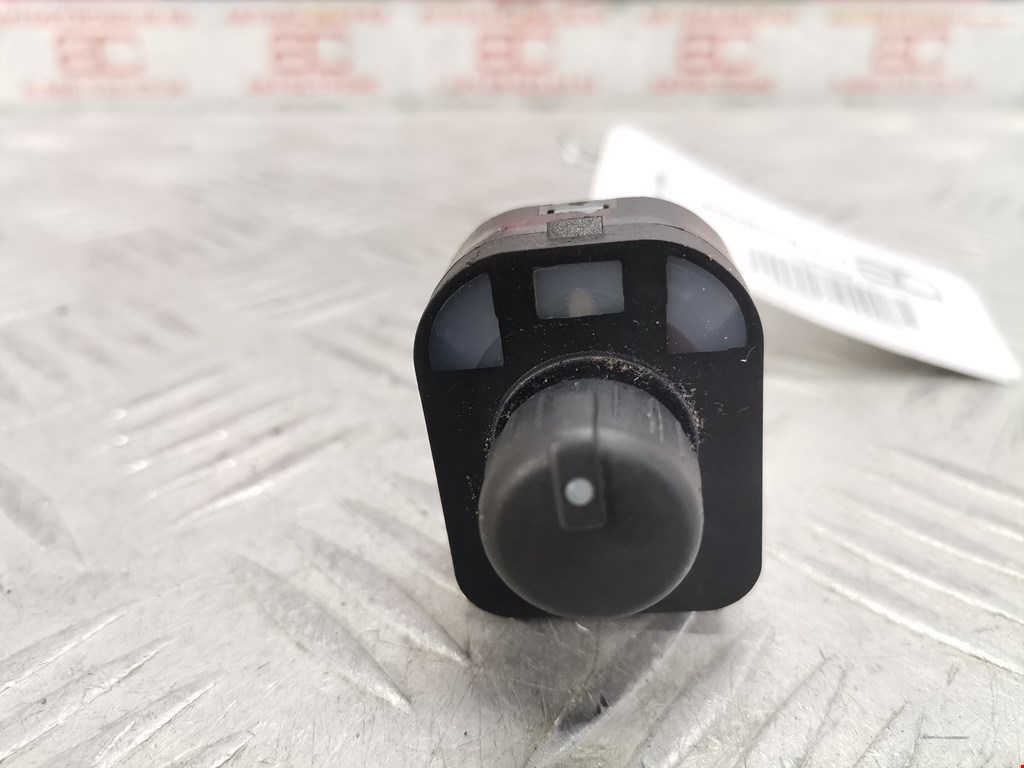 Блок управления зеркалами AUDI A4 B7 2004-2007