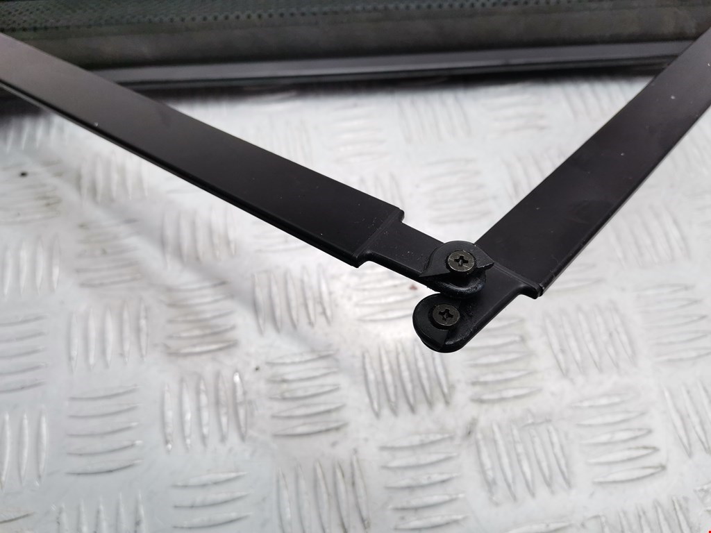 Шторка заднего стекла LEXUS LS UCF30 2000-2006