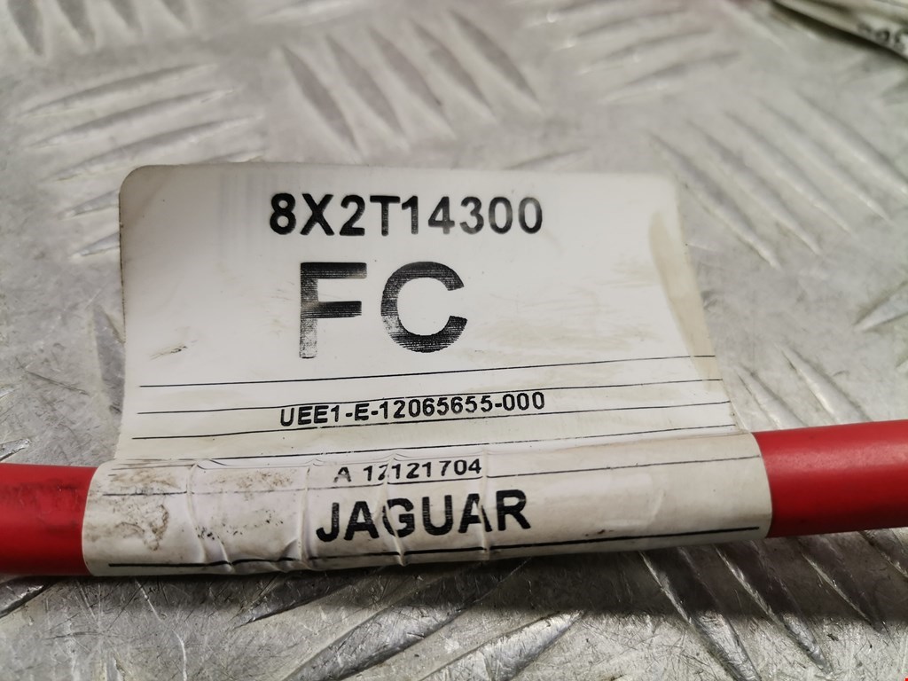 Клемма аккумулятора (плюс) + JAGUAR XF X250 2007-2015