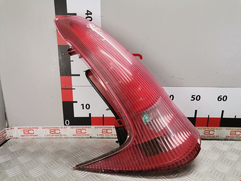 Фонарь задний левый PEUGEOT 206 1998-2012