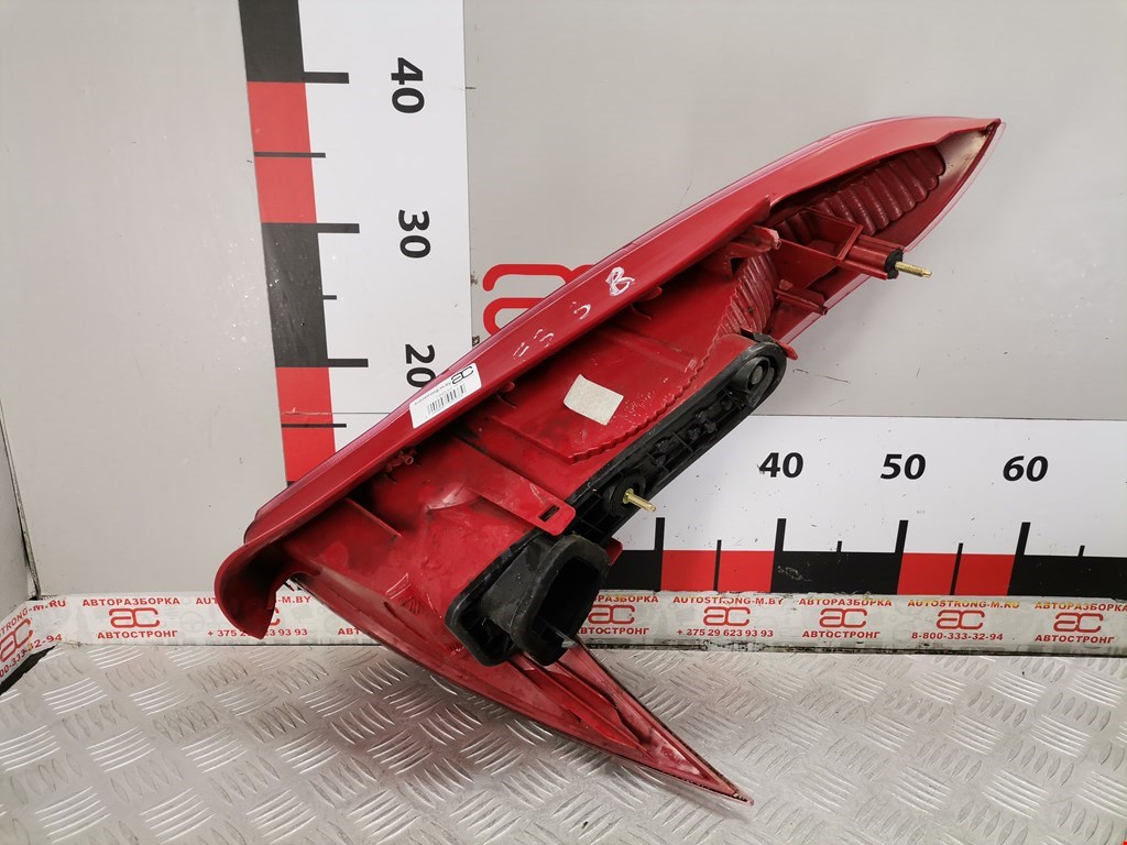 Фонарь задний левый PEUGEOT 206 1998-2012