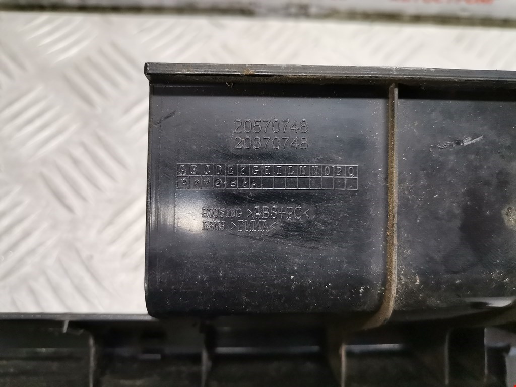 Фонарь задний правый OPEL Combo D 2011-2017