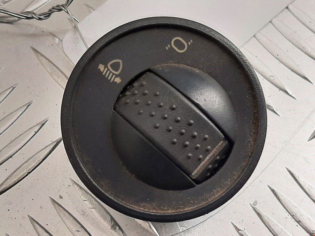 Кнопка корректора фар IVECO EuroCargo II 2003-2008