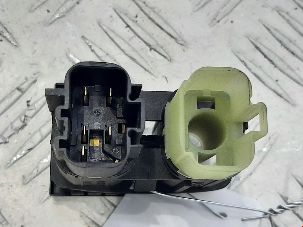 Кнопка аварийной сигнализации (аварийки) FORD Mondeo III 2000-2007