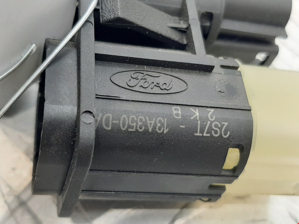 Кнопка аварийной сигнализации (аварийки) FORD Mondeo III 2000-2007