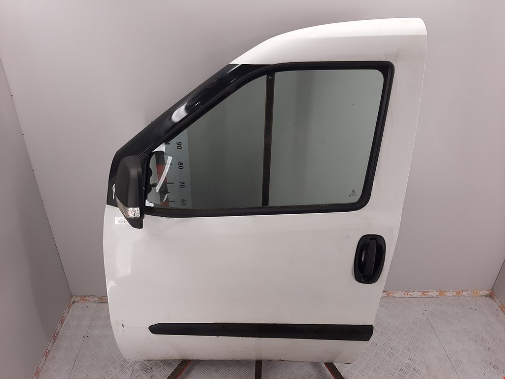 Дверь передняя левая OPEL Combo D 2011-2017