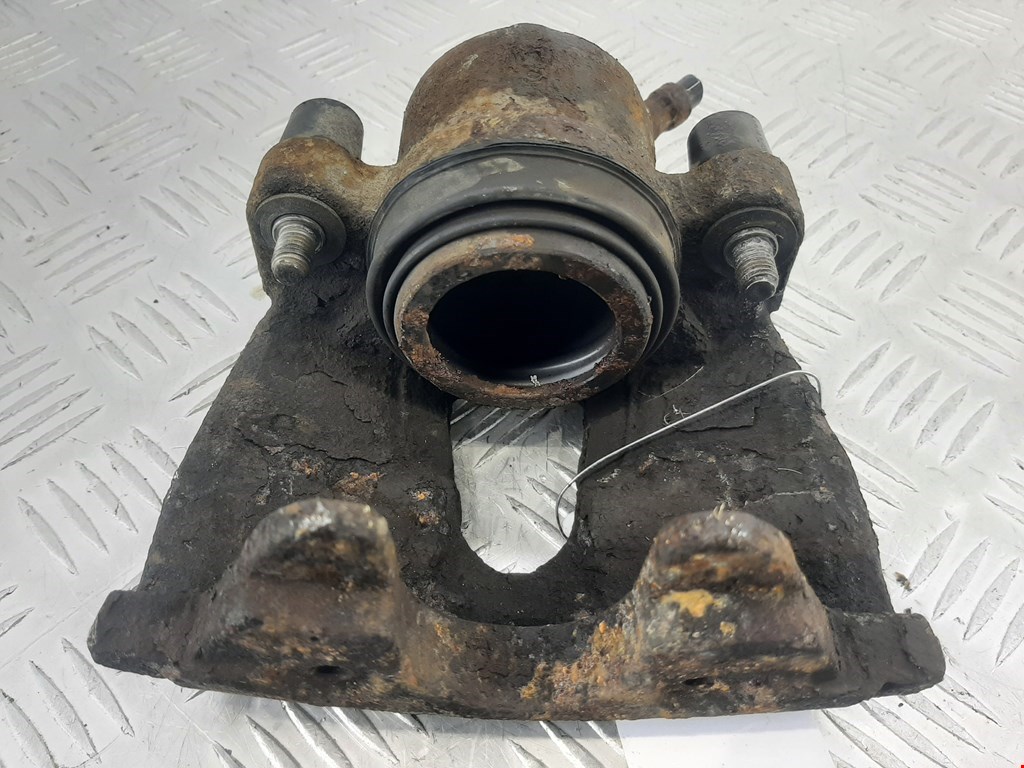 Суппорт передний правый FORD C-MAX 2003-2010