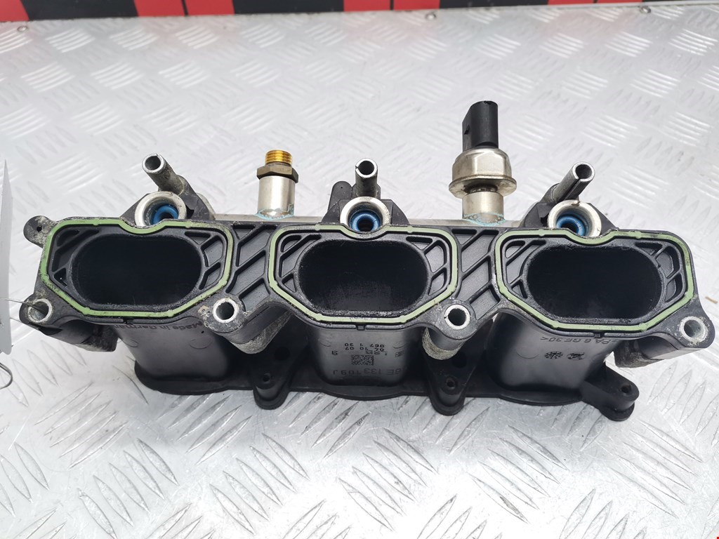 Датчик давления топлива AUDI A6 C6 2004-2010