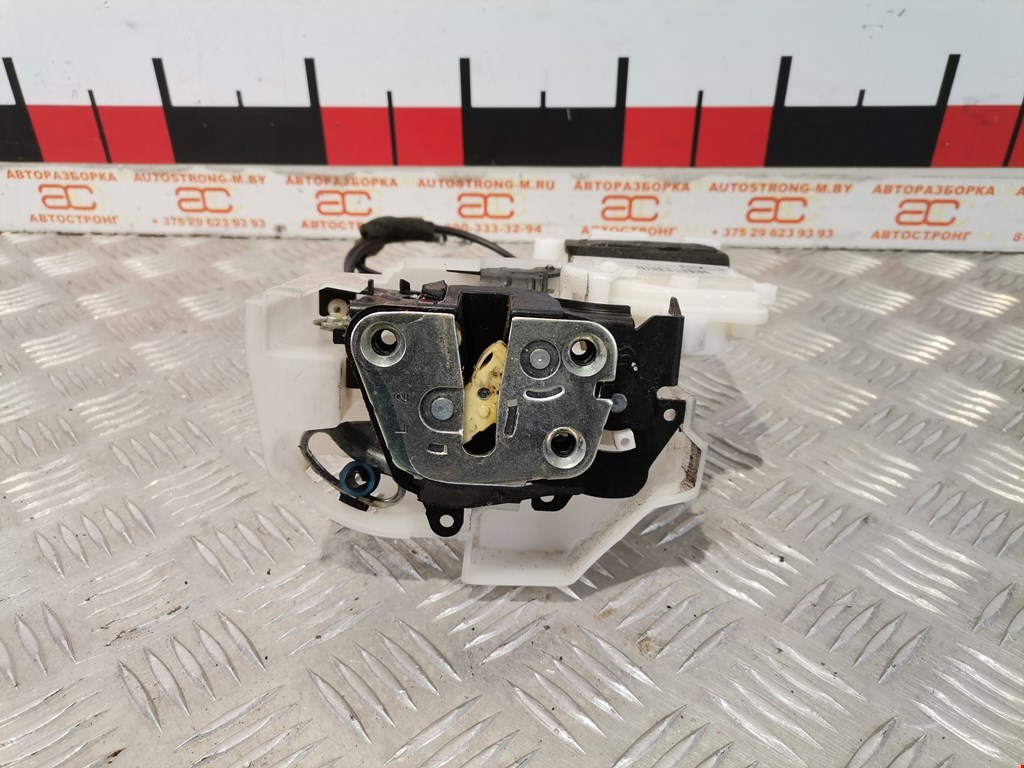 Замок двери передней левой MAZDA MPV LY 2006-2016