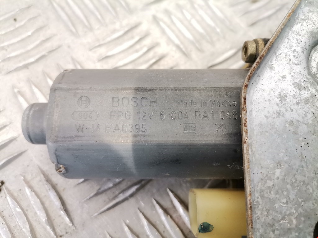 Стеклоподъемник задний правый CHEVROLET TrailBlazer 2001-2008