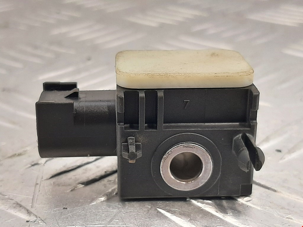 Датчик AIR BAG (подушек безопасности) HYUNDAI Santa Fe CM 2005-2012