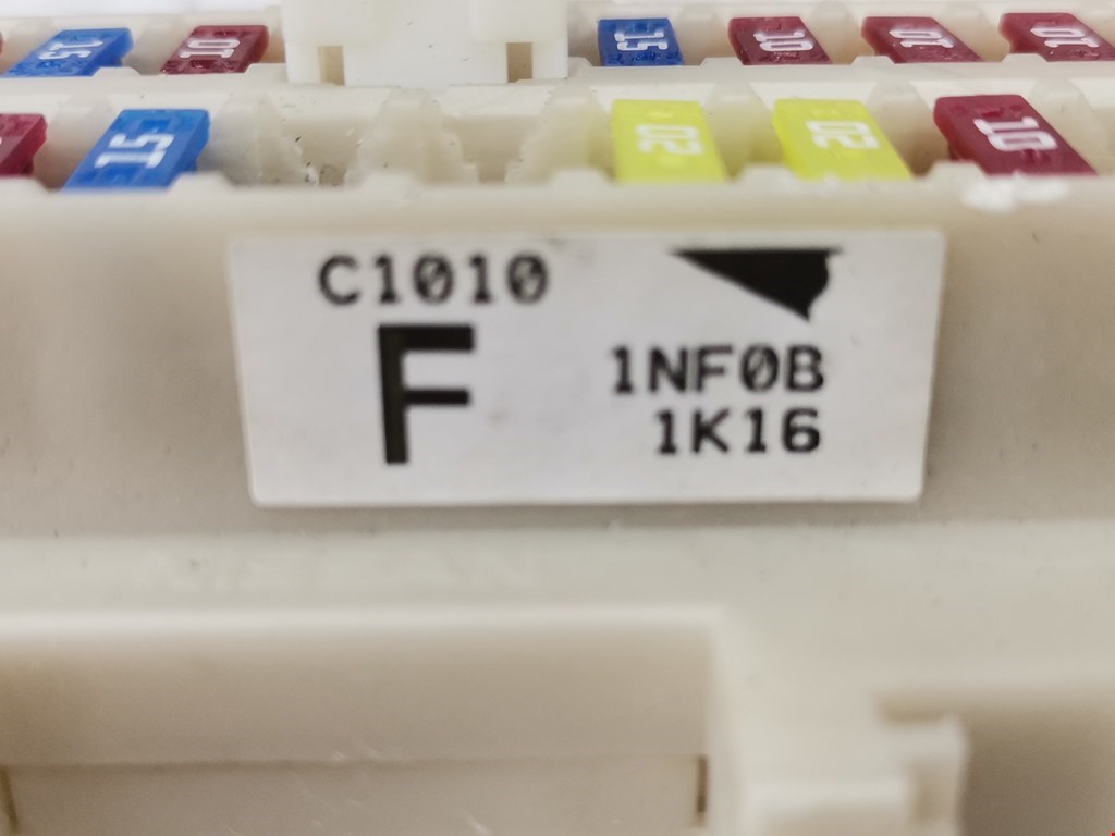 Датчик уровня в бачок омывателя INFINITI G G25/G35/G37 V36 2007-2014