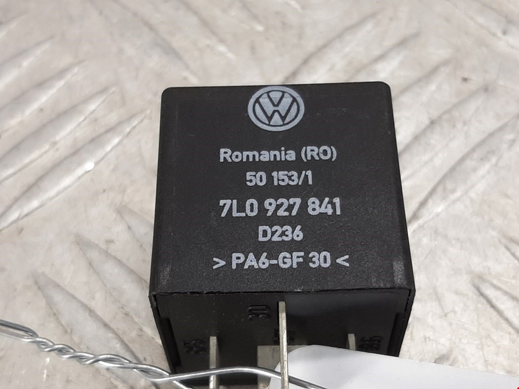 Реле VOLKSWAGEN Touareg 2002-2010