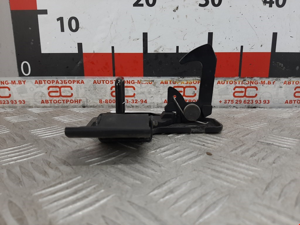 Замок капота VOLKSWAGEN Touareg 2002-2010