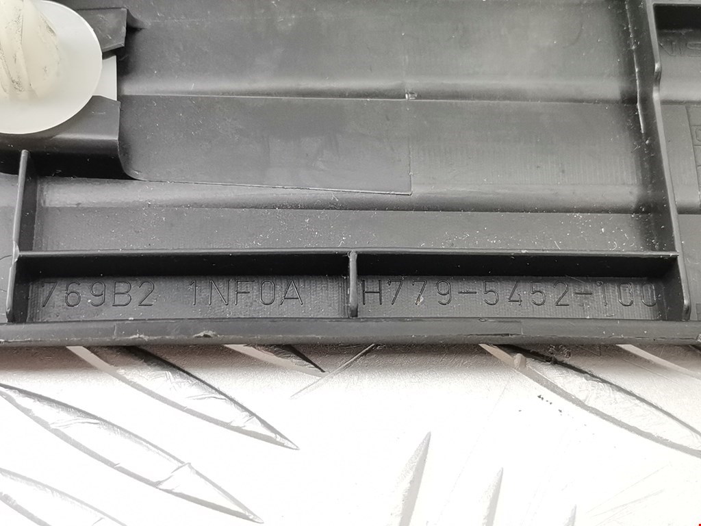 Накладка порога (внутренняя) INFINITI G G25/G35/G37 V36 2007-2014