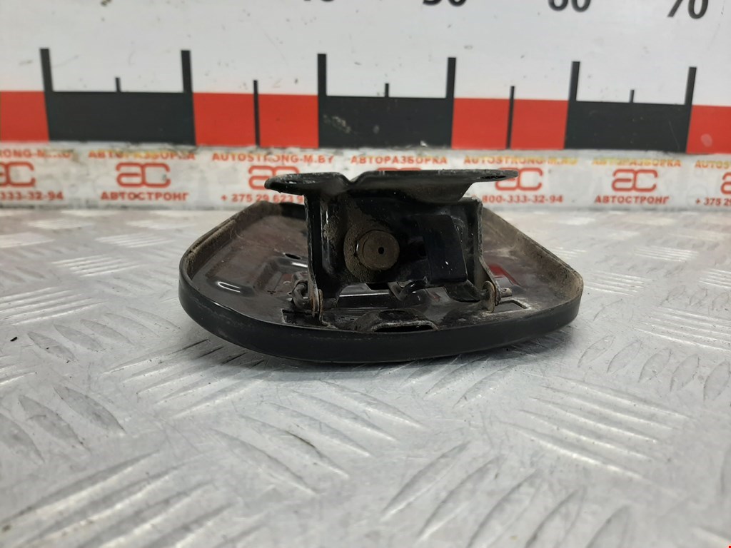 Лючок бензобака VOLKSWAGEN Touareg 2002-2010